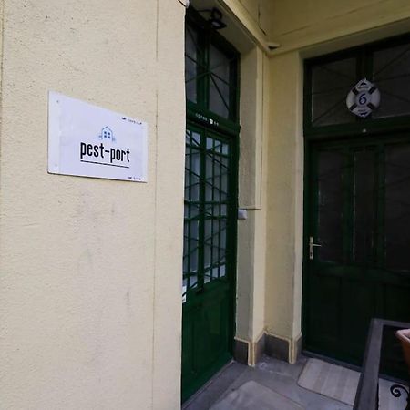 Pest-Port Private Apartment Room-6 Budapest Luaran gambar