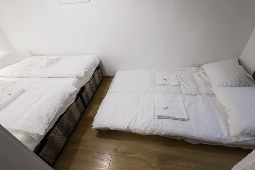 Pest-Port Private Apartment Room-6 Budapest Luaran gambar