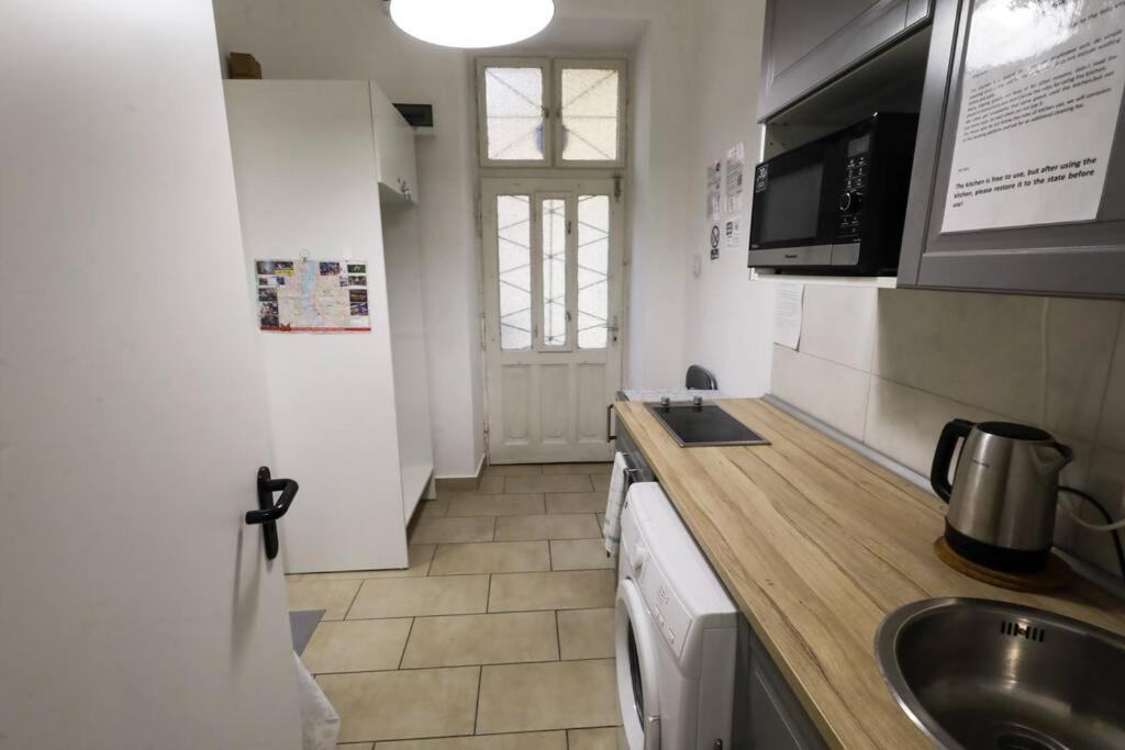 Pest-Port Private Apartment Room-6 Budapest Luaran gambar